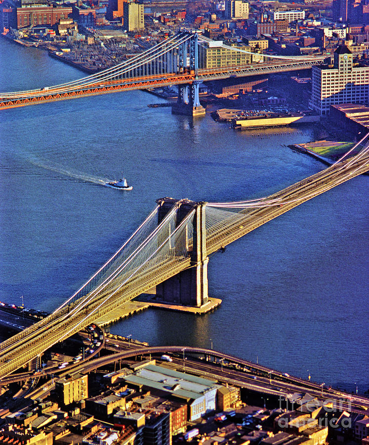 Brooklyn Bridge Ver-20 Photograph by Larry Mulvehill