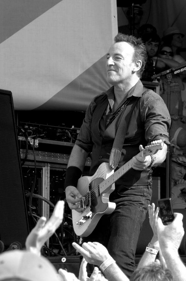 Bruce Springsteen Photograph - Bruce Springsteen 2 b/w by William Morgan