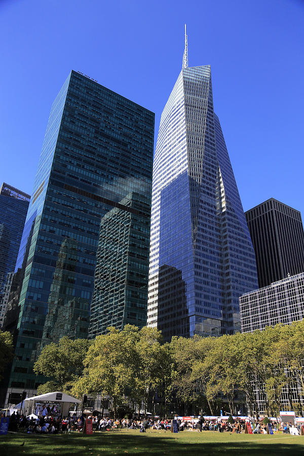 Bryant Park With Bank Of America Tower Photograph by Bruce Yuanyue Bi