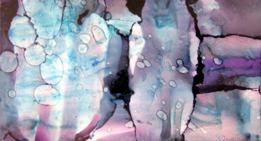 Abstract Painting - Bubbles Abstract  in Alcohol Inks  by Danielle  Parent