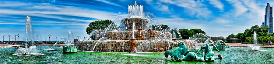 Buckingham Fountain Photograph by Scott Wood