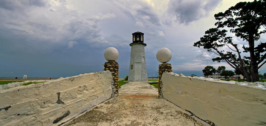 Buckroe Beach Lighthouse Photograph by Jerry Gammon