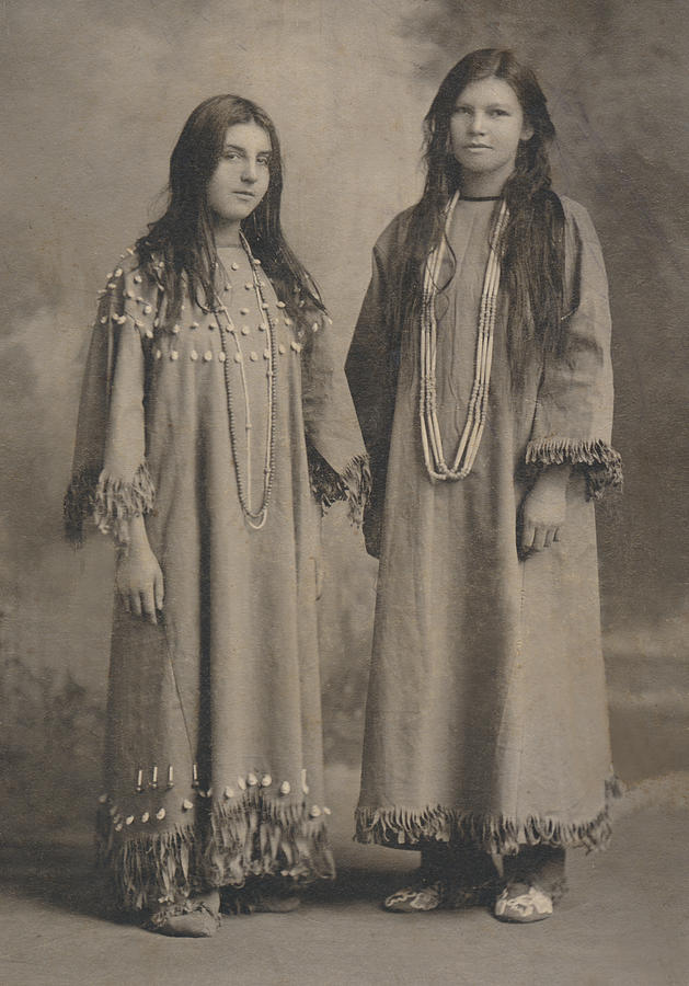 Buckskin Beadwork Native American Girls Photograph by Paul Ashby