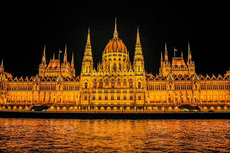 Budapest Duna Photograph by Chris Smith