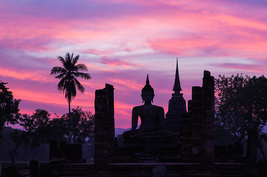 Buddha Statue At Sukhothai Photograph