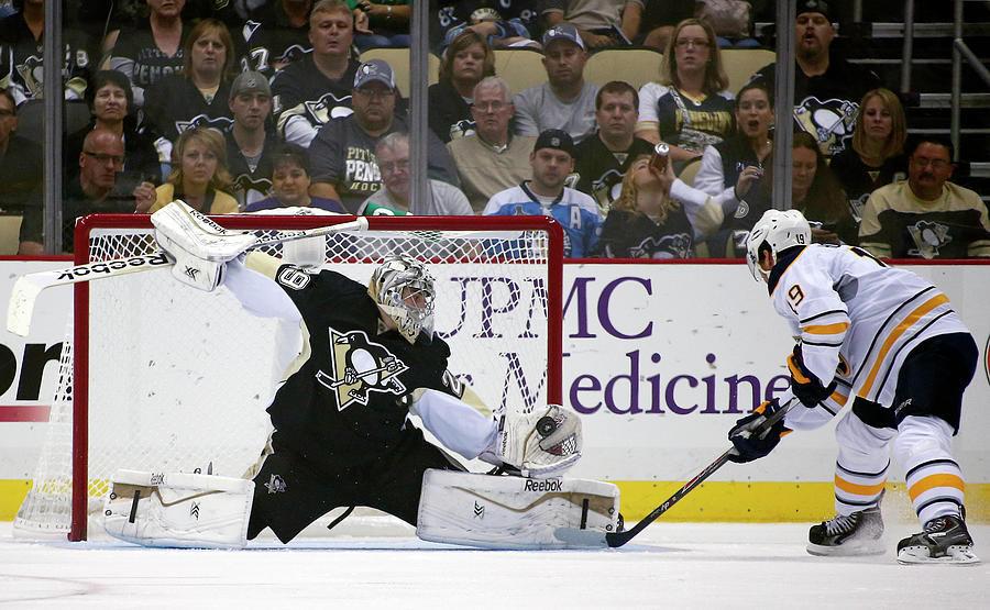 Buffalo Sabres V Pittsburgh Penguins Photograph by Justin K. Aller