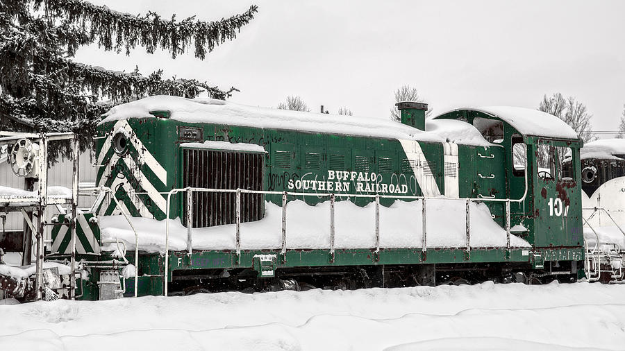 Buffalo Southern Railroad #107 Photograph by Guy Whiteley