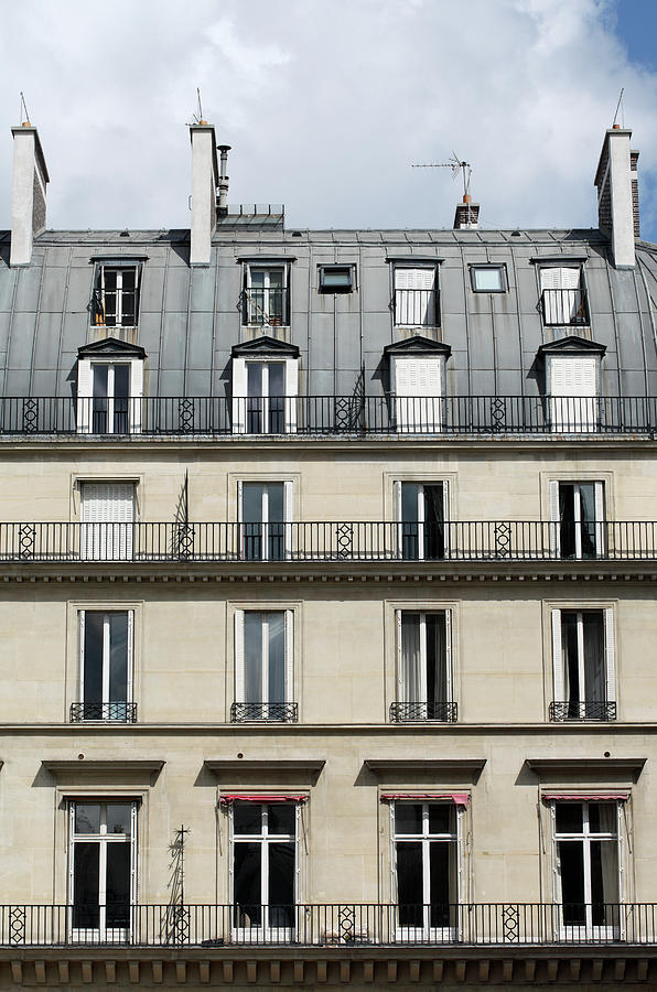 Building In Paris, France Photograph by  Laurent