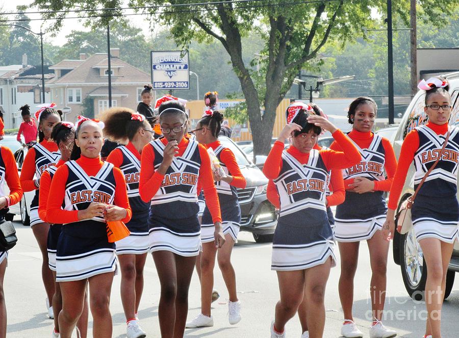 Bulldogs Cheerleaders 1 Photograph by Don Baker - Pixels