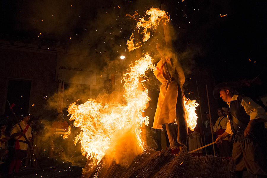 Burning witches Photograph by Arssecreta