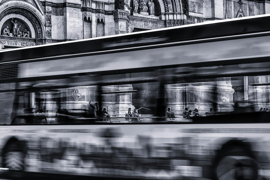 Black And White Photograph - Bus In Bologna by Jean-louis Viretti