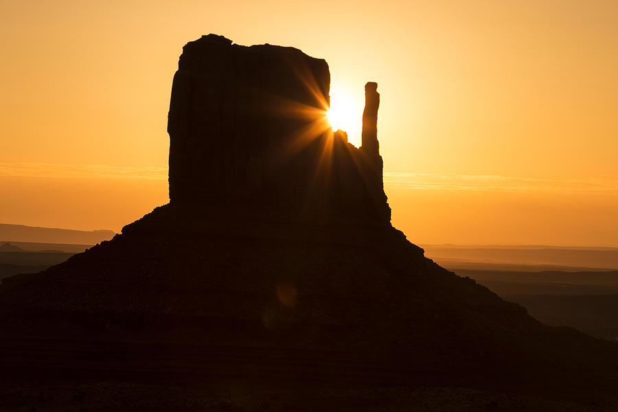 Butte Sunrise Photograph by Garry Gay