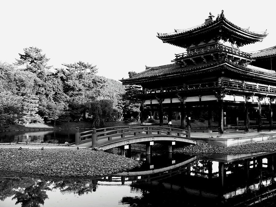 Byodo-in - featured on 10-yen coin Photograph by Jacqueline M Lewis