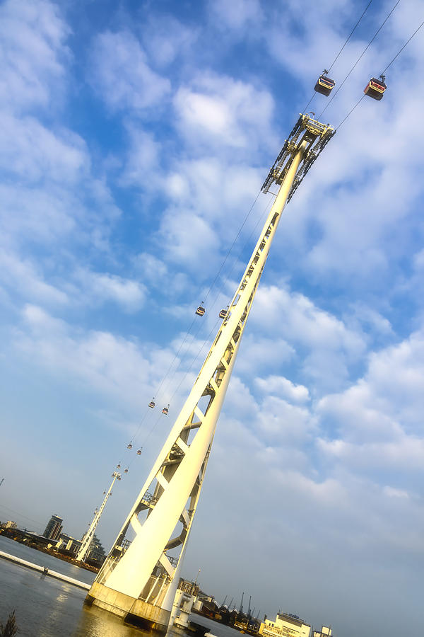 Cable Car Over The River Thames
