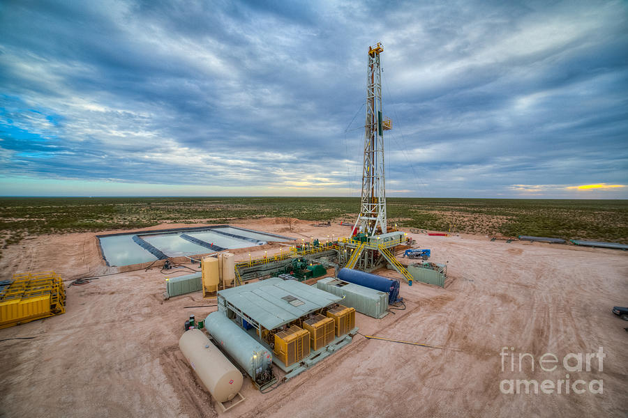 Oil Rig Photograph - Cac008-5r101 by Cooper Ross