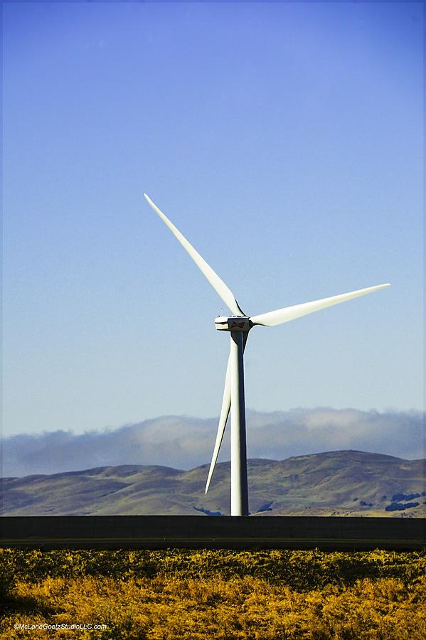 California Wind Turbine Photograph by LeeAnn McLaneGoetz McLaneGoetzStudioLLCcom