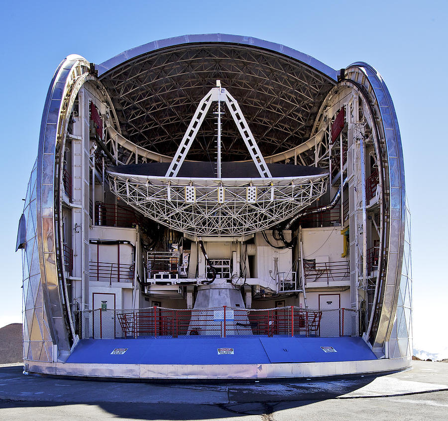 Caltech Submillimeter Observatory Photograph by Enrico Sacchetti