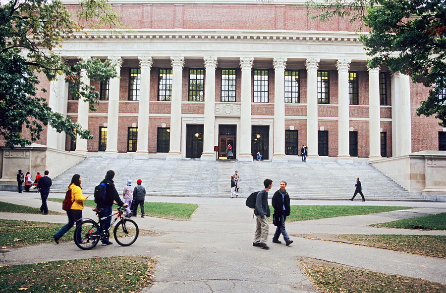 Campus von Harvard Photograph by Franz Marc Frei