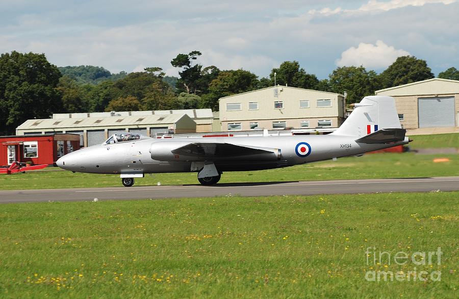 Canberra jet bomber Photograph by David Fowler