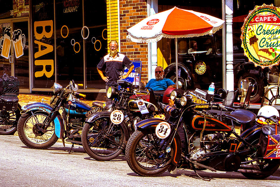Cannonball Motorcycle Colors Photograph by Jeff Kurtz
