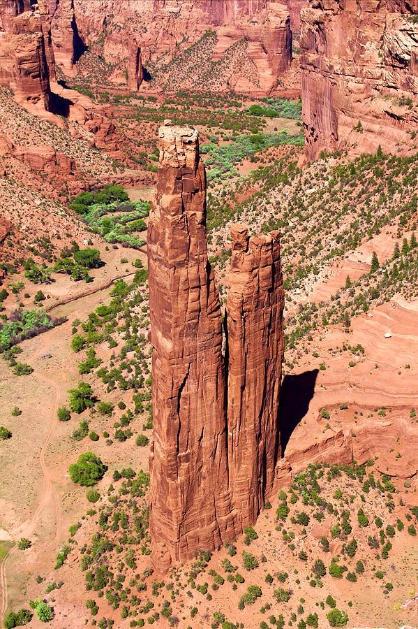 Canyon de Chelly Towers Photograph by Suzanne Lorenz