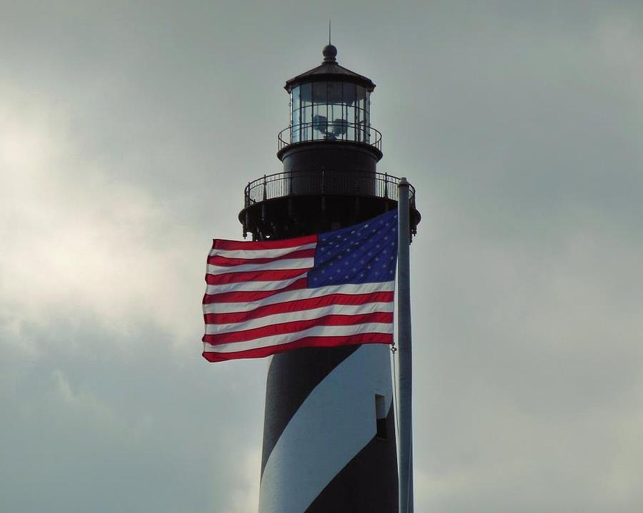 Cape Hatteras Lighthouse and Flag Photograph by Mark Lemmon - Fine Art ...