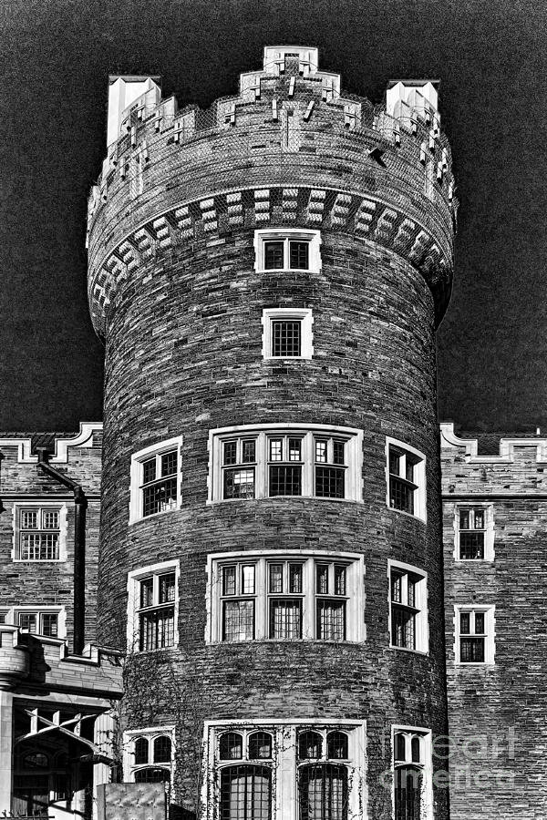 Casa Loma in charcoal Photograph by Les Palenik
