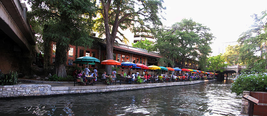 Casa Rio of the River Walk Photograph by C H Apperson