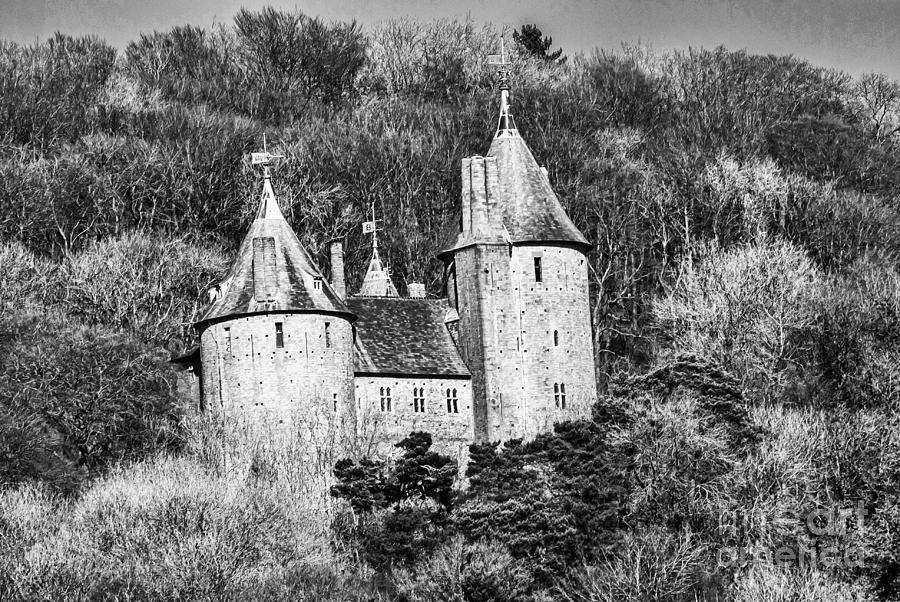 Castle Photograph - Castell Coch Mono by Steve Purnell