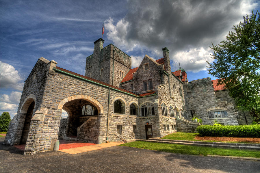 Castle Administration Building Photograph by David Dufresne