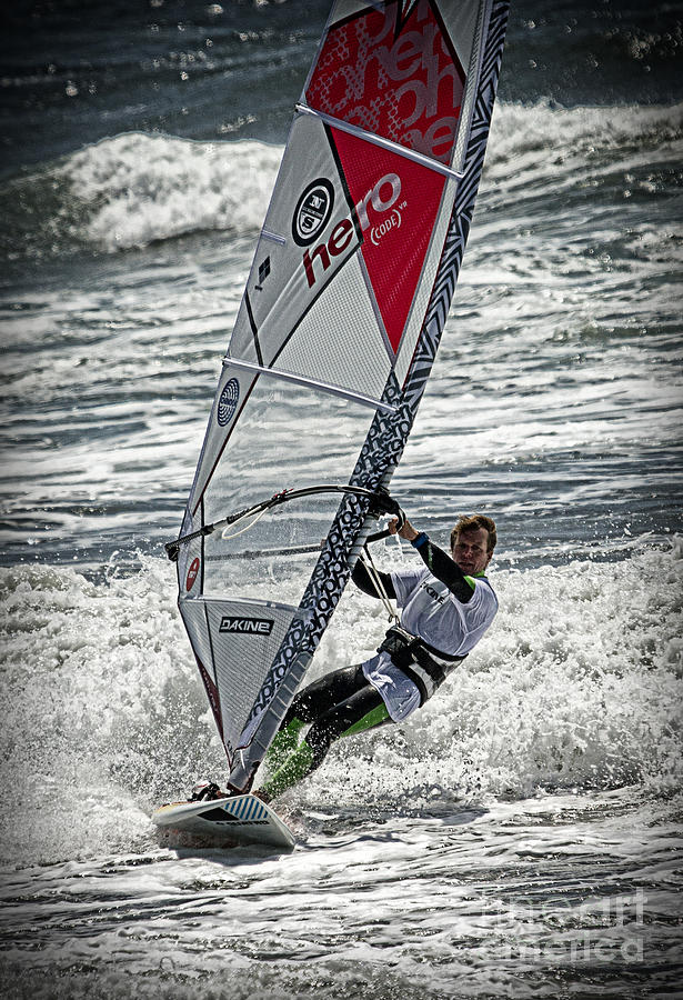 Sports Photograph - Catching the Wind by Bob Hislop