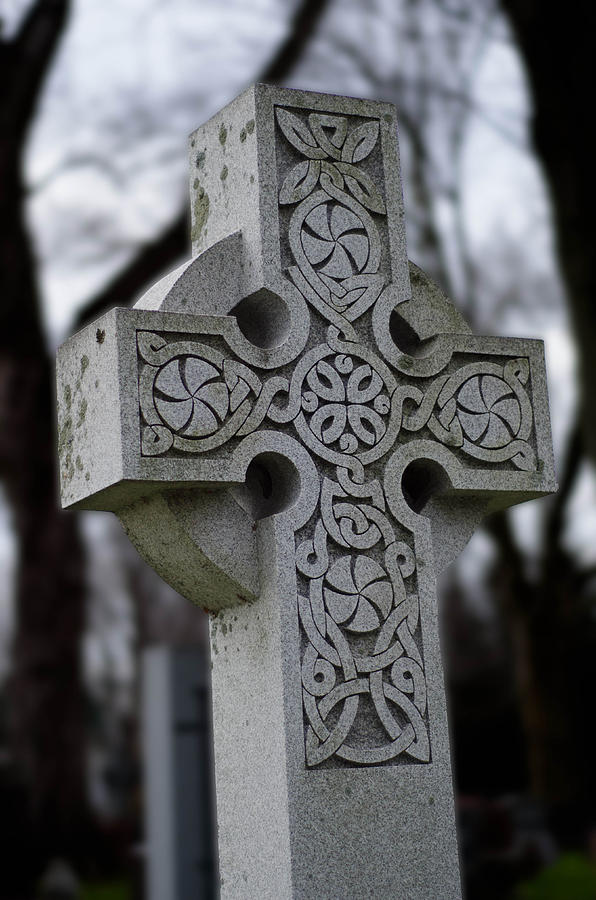 Celtic Cross 10194 Photograph by Guy Whiteley