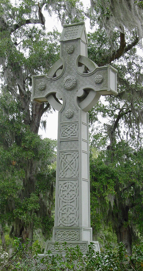 Celtic Cross Photograph by Suzanne Gaff