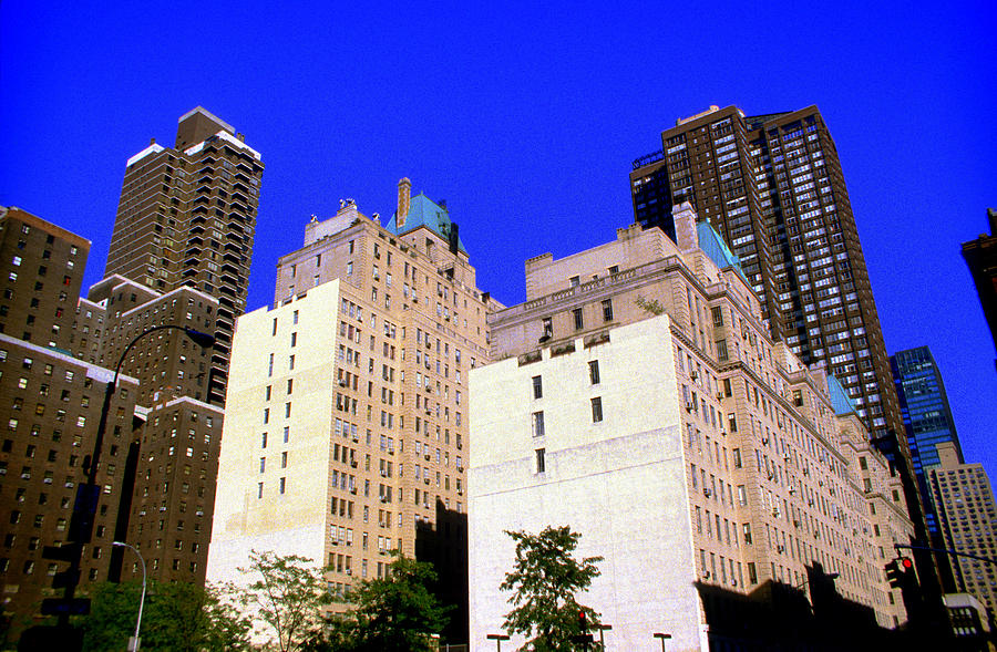 Central Manhattan Park View in 1984 Photograph by Gordon James