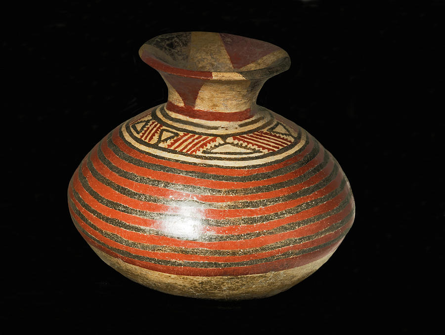 Ceramic Jar. West Mexico Shaft Tomb Photograph by Millard H. Sharp