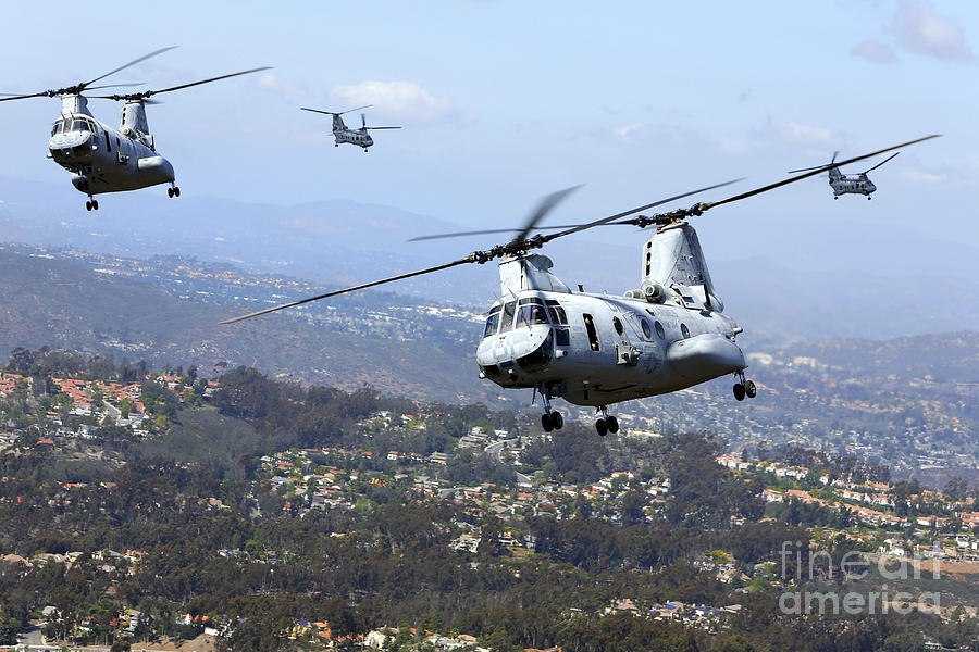 Ch-46e Sea Knight Helicopters Fly Photograph