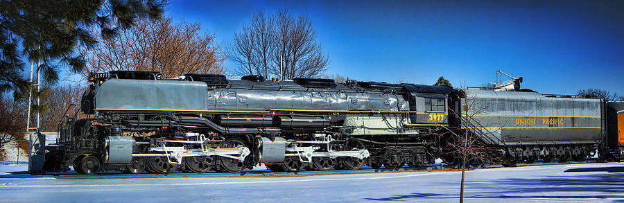 Challenger Panoramic 01 Photograph by Sylvia Thornton