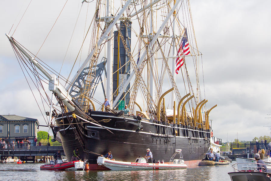 Charles W. Morgan 38th Voyage Photograph by Kirkodd Photography Of New England