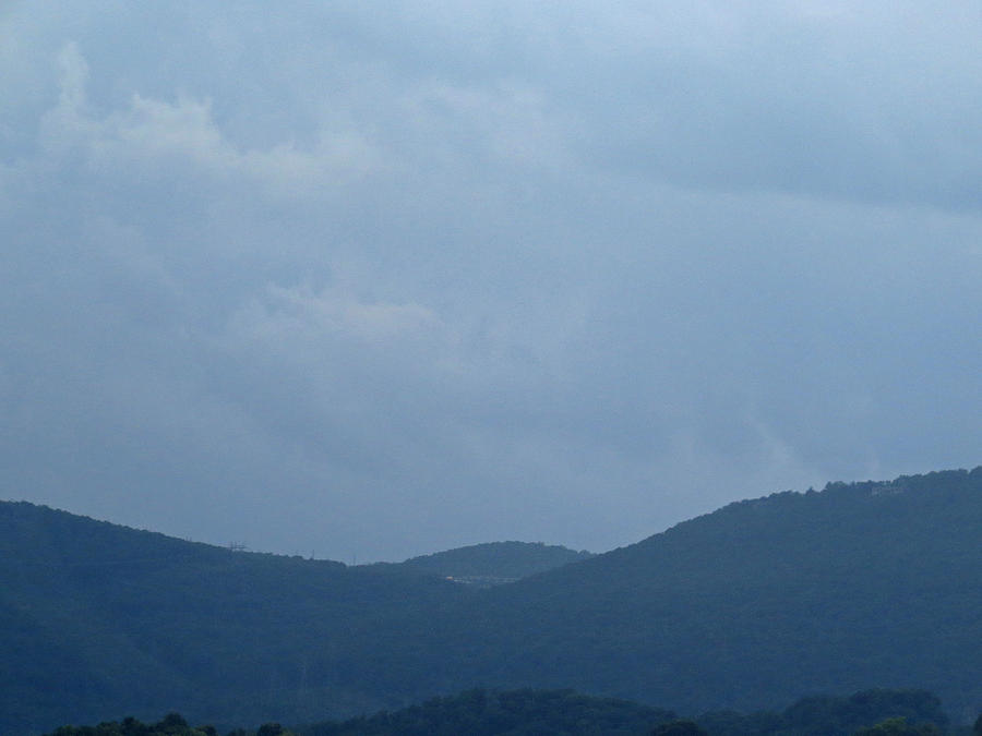 Nature Photograph - Chatanooga Skyline by Aaron Martens
