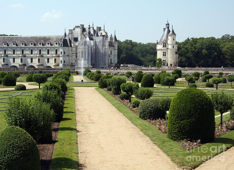 Chateau de Chenonceau And Garden Photograph by Christiane Schulze Art And Photography