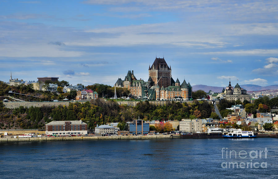 Chateau Frontenac Hotel, Quebec City Photograph by Bill Bachmann