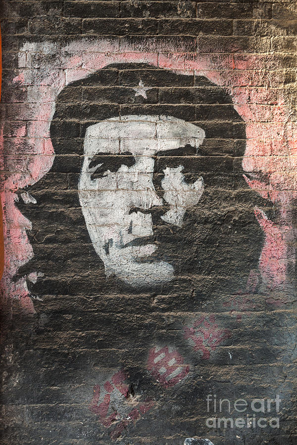 Portrait Photograph - Che Guevara wall art in China by Matteo Colombo