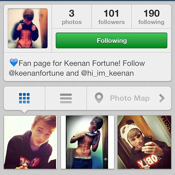 Check It Out. My Fan Page Photograph by Keenan Fortune