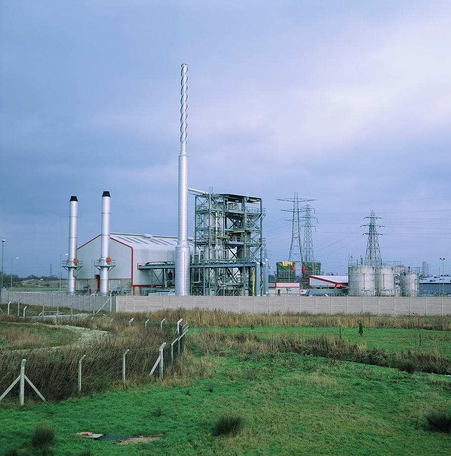 Chemical Plant Photograph by Robert Brook/science Photo Library