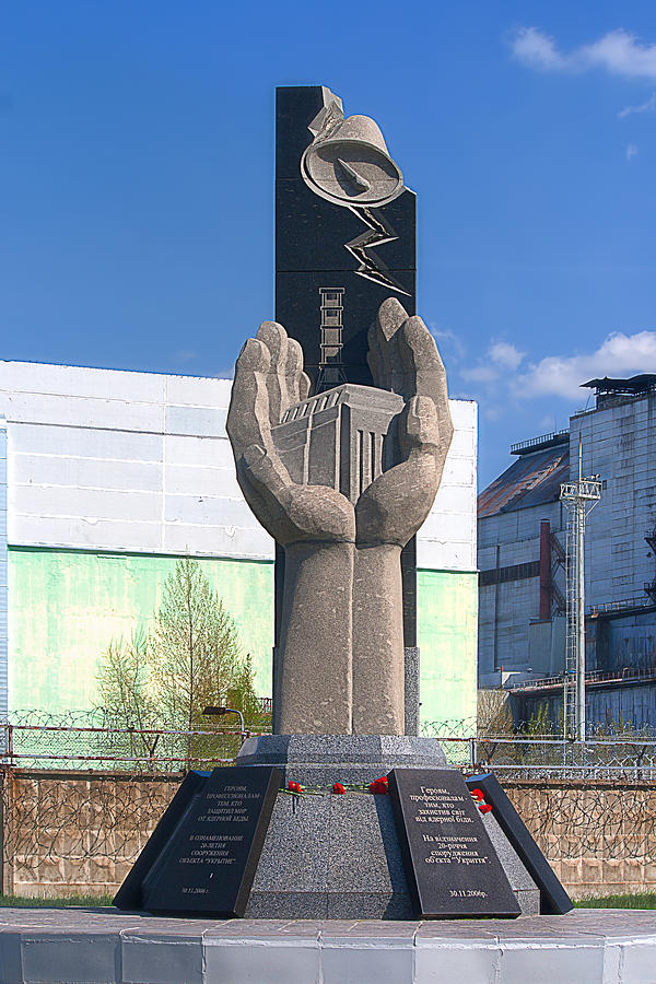 chernobyl-memorial-matthew-shalvatis.jpg