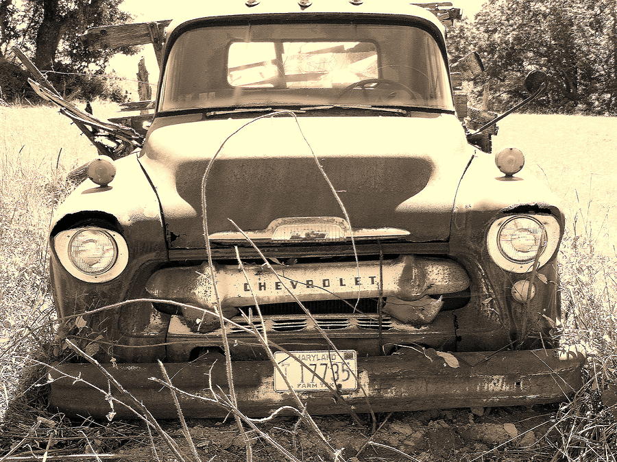 Chevy Pickup Photograph by Steve Doris - Fine Art America