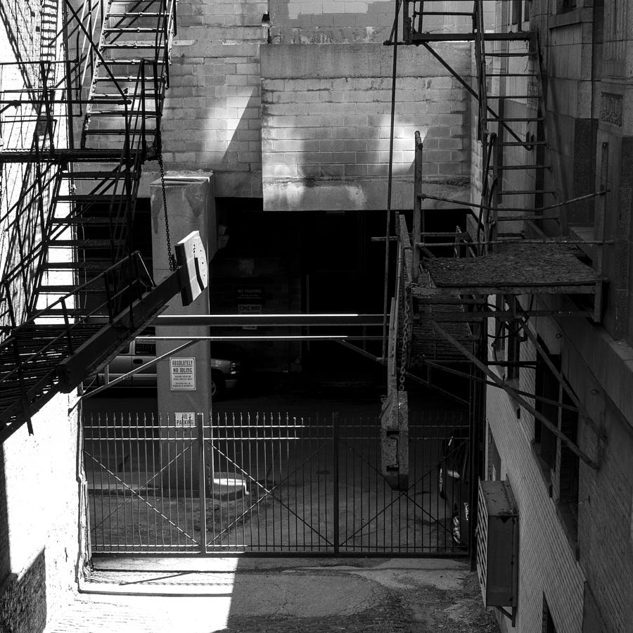 Chicago Photograph - Chicago Alley 2 by Frank Winters