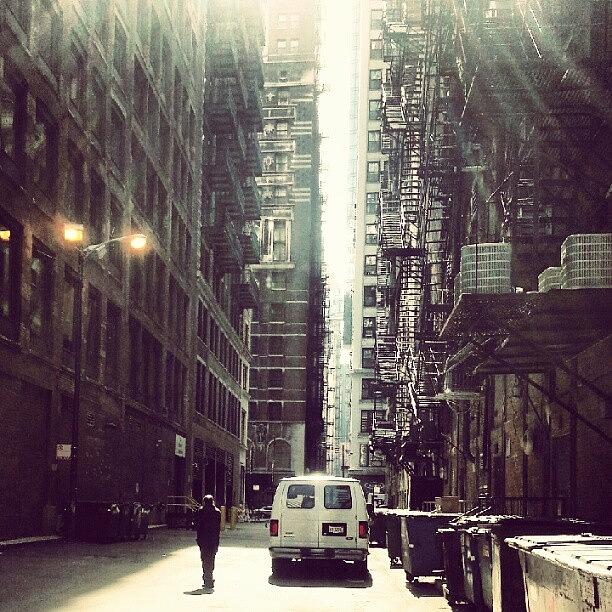 Chicago Photograph - Chicago Alleyway by Jill Tuinier Chicago Photograph - Chicago Alleyway by Jill Tuinier