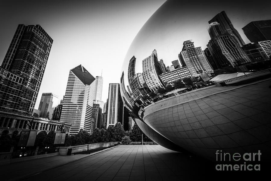 Chicago Bean Cloud Gate In Black And White Photograph
