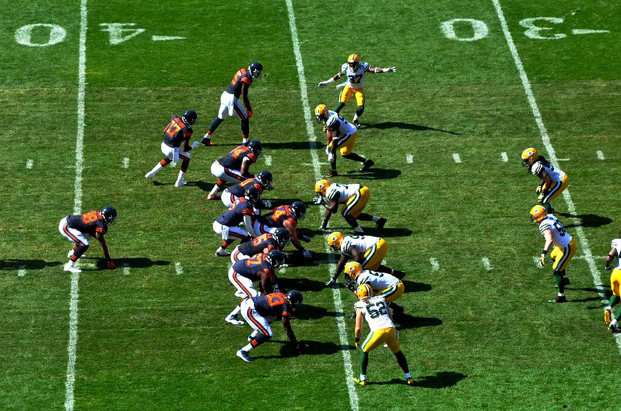 Chicago Bears Vs Green Bay Packers Photograph by Lori Strock